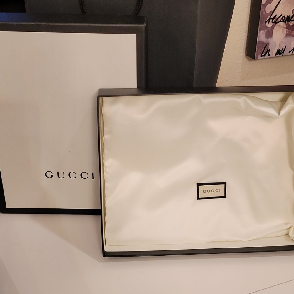 Gucci Blue Floral GG Supreme Wristlet Clutch - Picture 2 of 8
